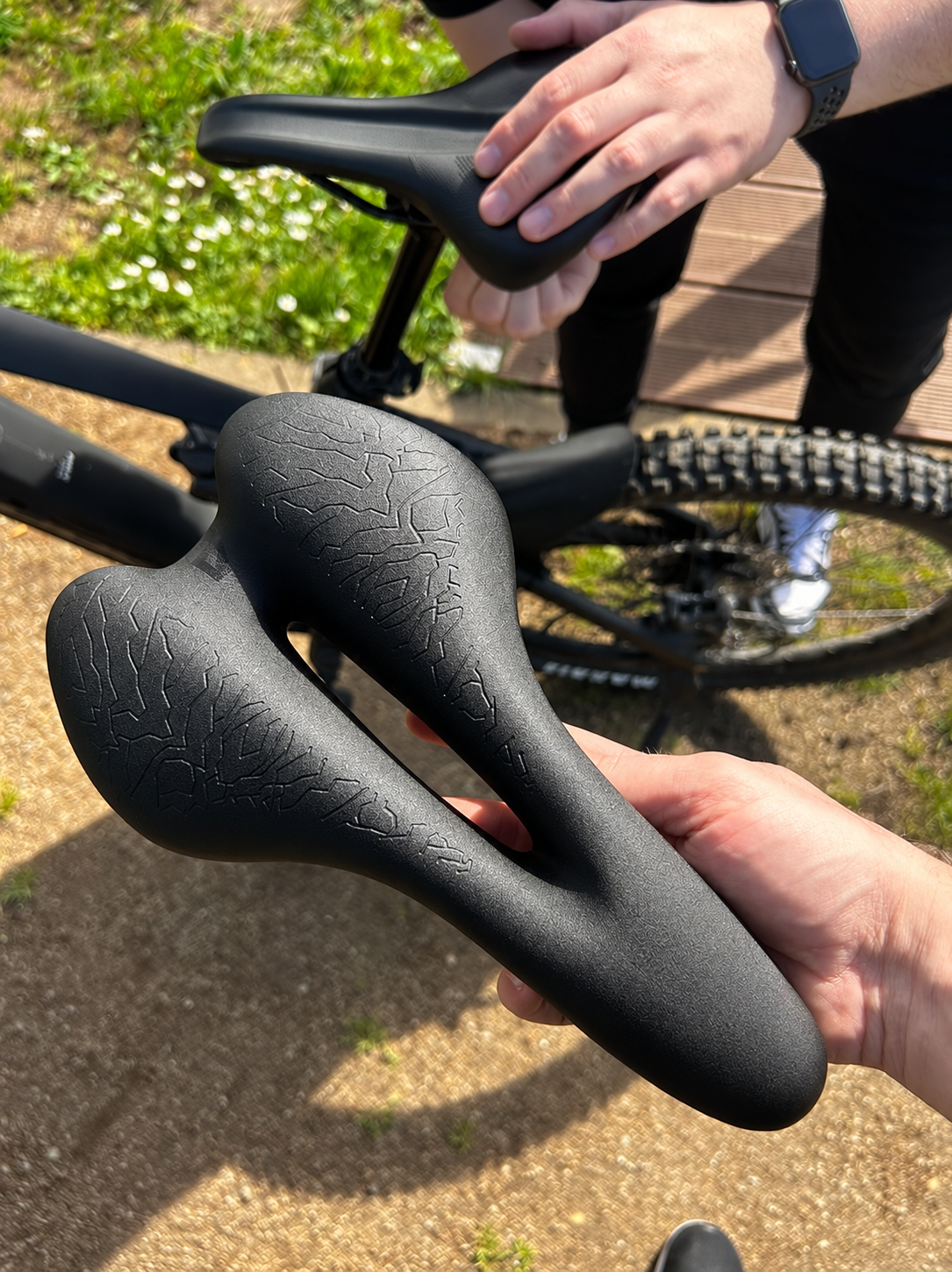 Selle de vélo ergonomique ALLOMYA – Sport Pro